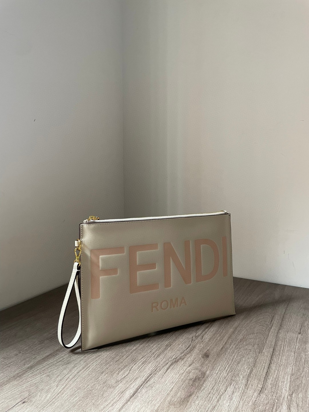 Fendi Flat Pouch White Large Pouch Bag For Woman 34cm/13in 8N0178AC9LF0K7E - Soul Replicas