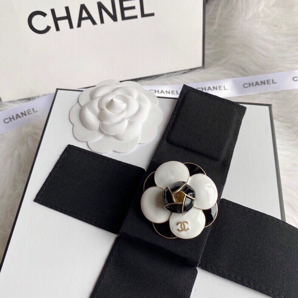 Chanel Brooch - Soul Replicas