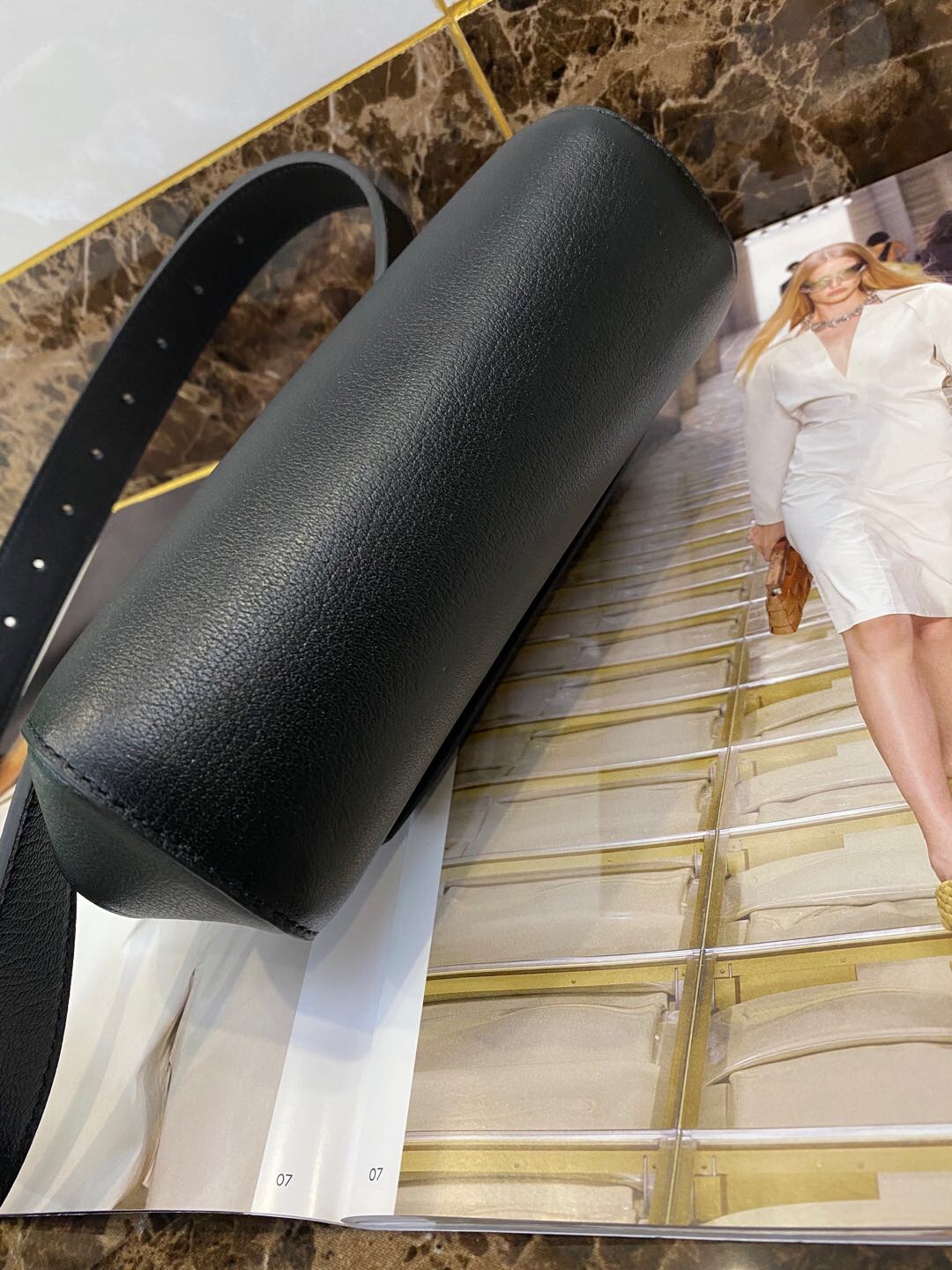 Bottega Veneta Handle Bag Black. For Women. Women-s Bags 8.5in/21.5cm - Soul Replicas