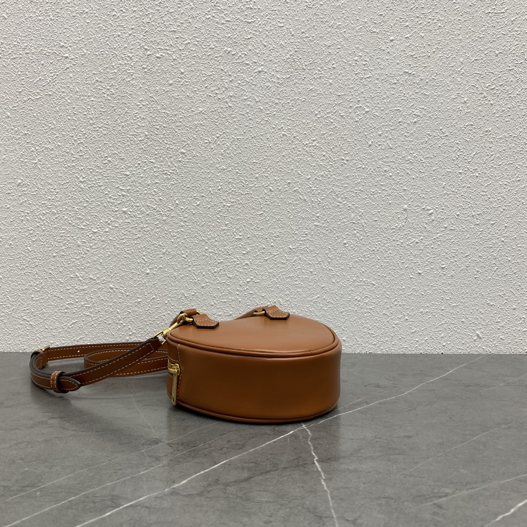 Celine Medium Heart Bag Brown For Women 6in/14.5cm 198223DUA.04LU - Soul Replicas