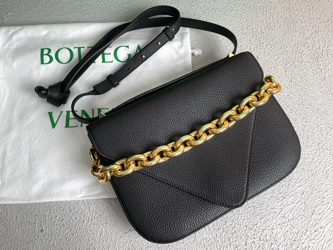 Bottega Veneta Mount Black. For Women. Women's Bags 10.6in/27cm 667398V12M08425 - Soul Replicas