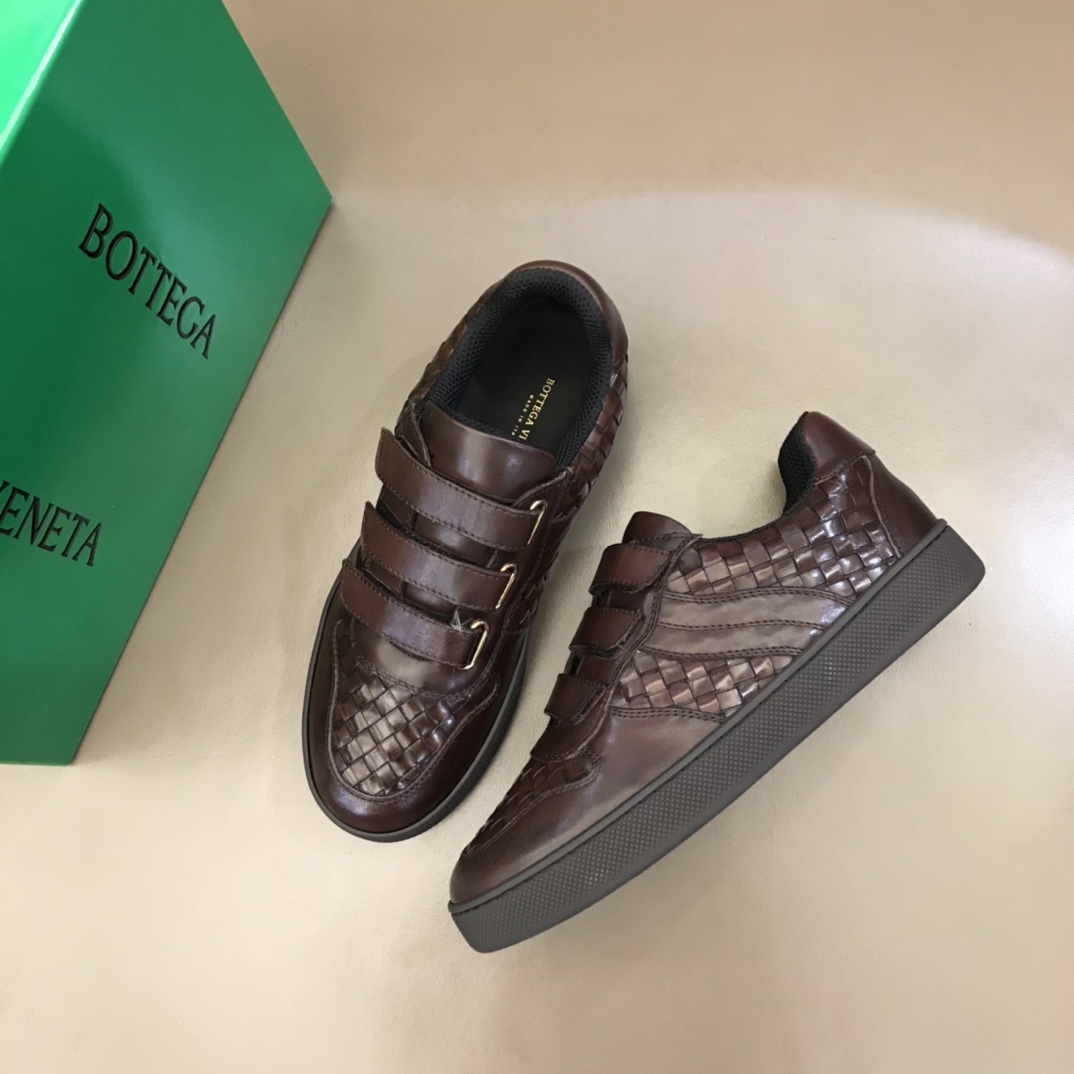 Bottega Veneta Men's Closure Straps With Wave Line Sneakers Brown For Men - Soul Replicas