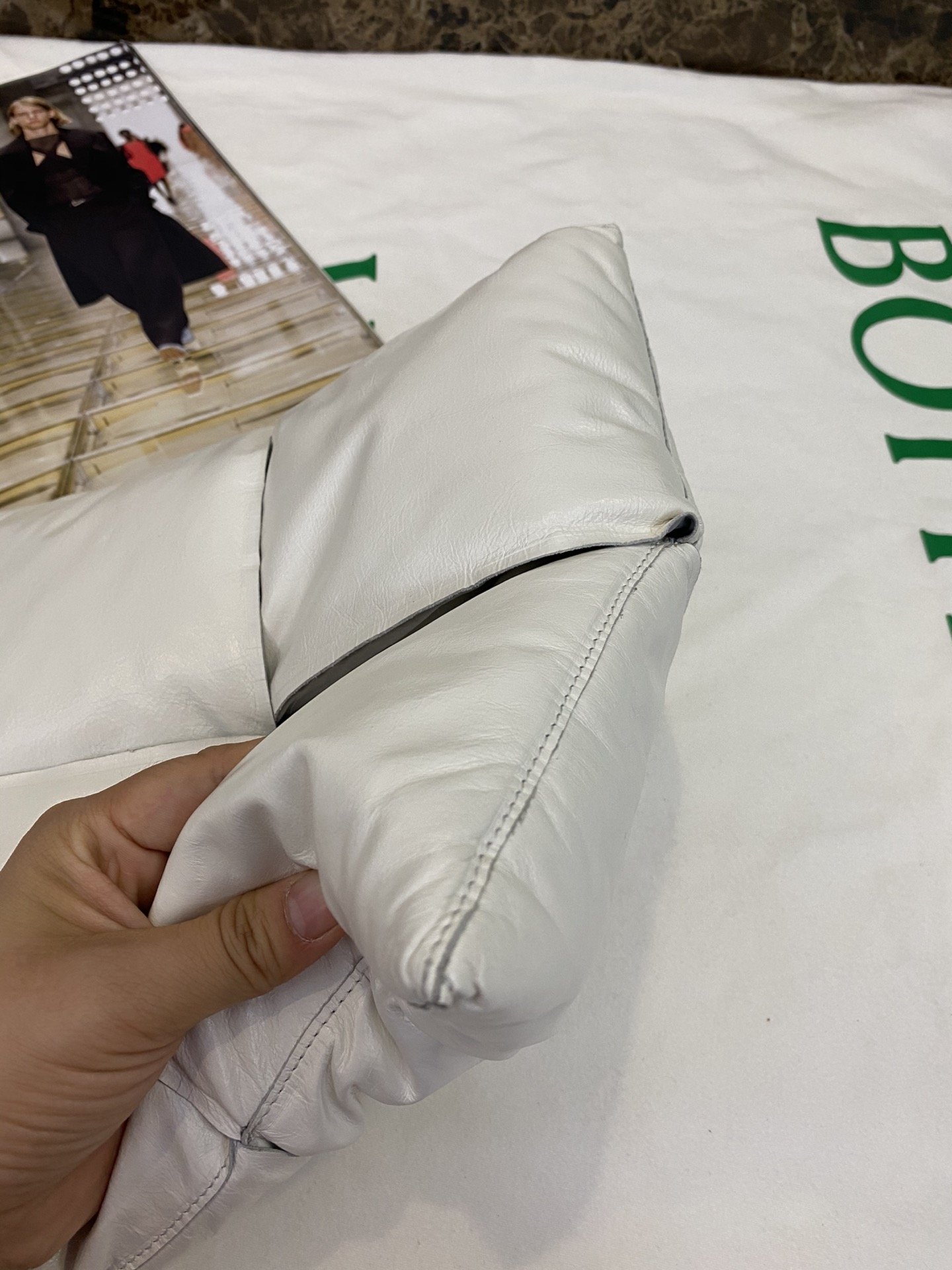 Bottega Veneta Clutch White. For Women. Women-s Bags 11in/28cm - Soul Replicas