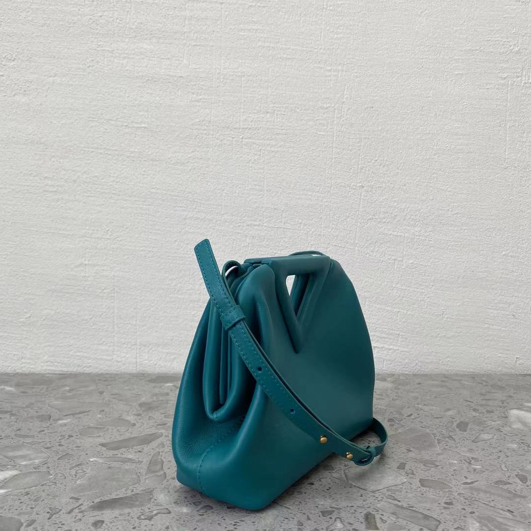 Bottega Veneta Point Blue. For Women. Women's Bags 8.6in/22cm 658476VCP403118 - Soul Replicas