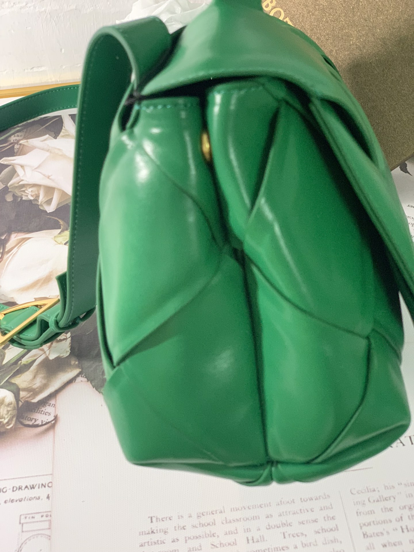 Bottega Veneta Handle Bag Green. For Women. Women-s Bags 11.4in/29cm - Soul Replicas