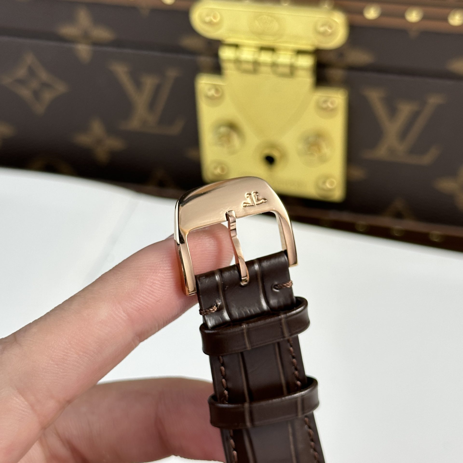 Jaeger LeCoultre Replica Watch Master Ultrathin Moon Rose Gold Leather Strap 39mm - Soul Replicas