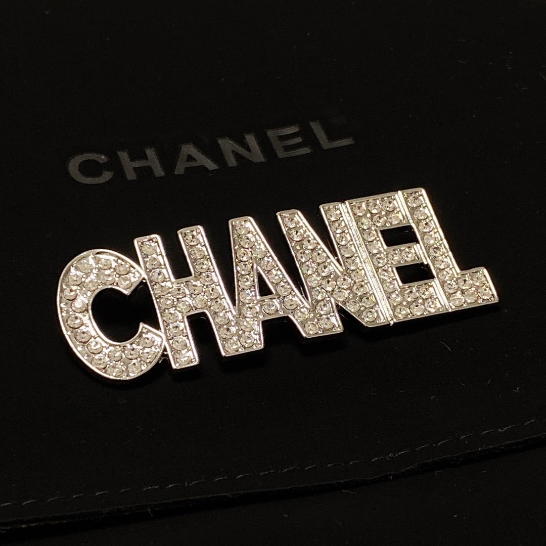 Chanel Brooch - Soul Replicas