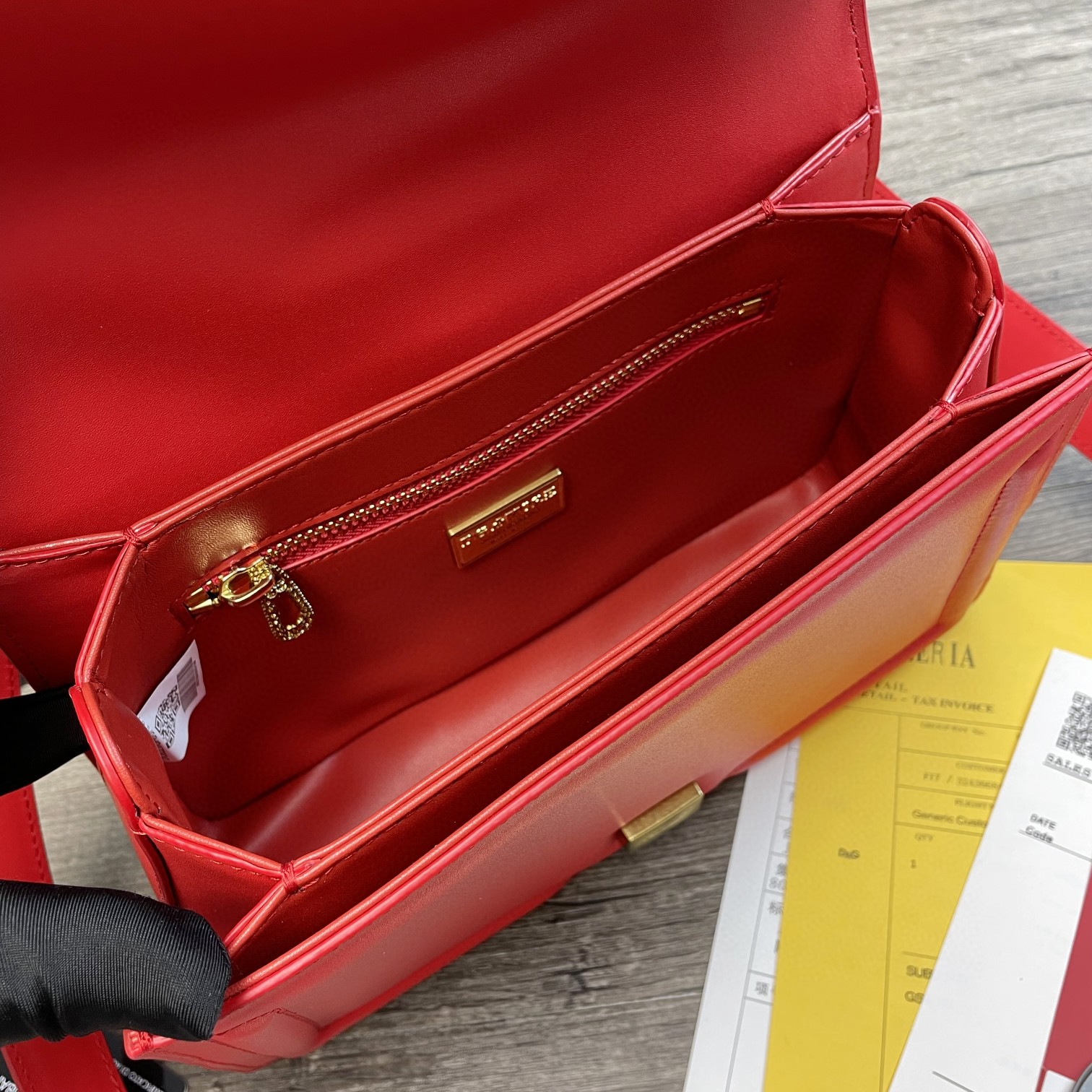 Dolce & Gabbana DG Girls Bag In Quilted Nappa Red For Women 10.6in/27cm DG - Soul Replicas