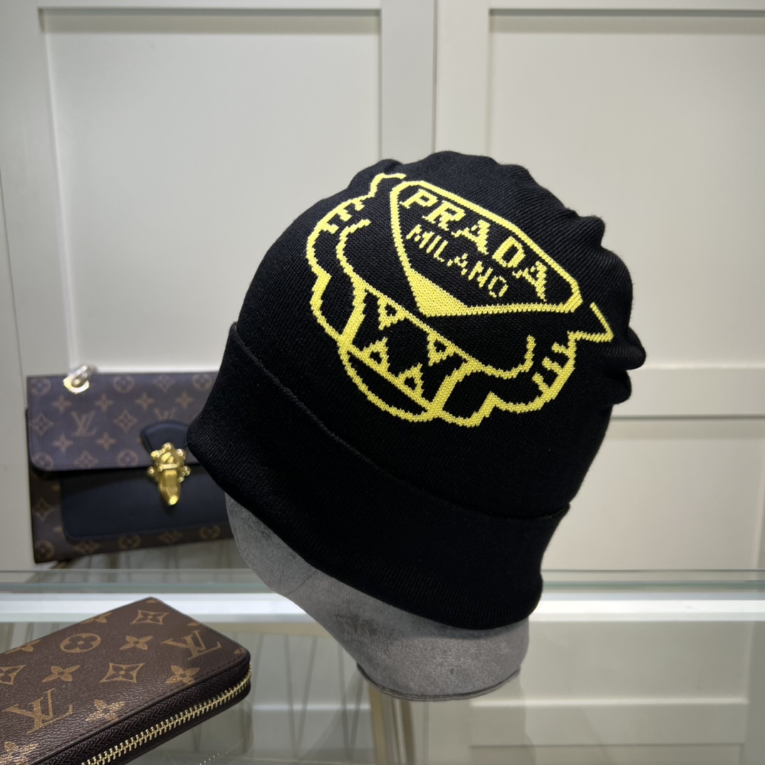 Prada Beanie In Black - Soul Replicas