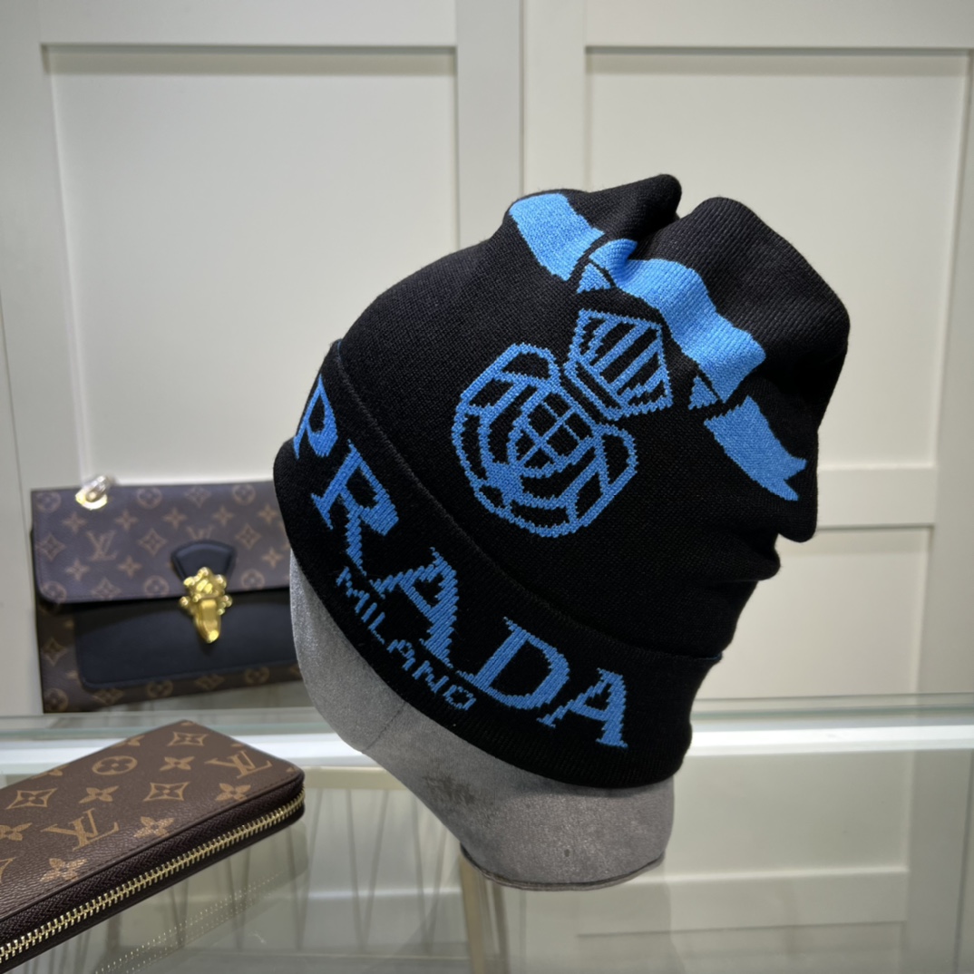 Prada Beanie In Black - Soul Replicas