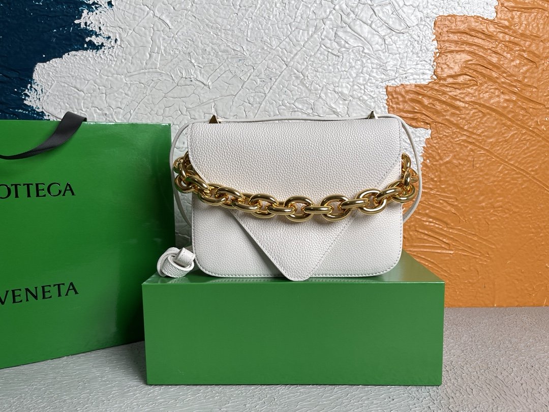 Bottega Veneta Mount White. For Women. Women's Bags 8.3in/21cm 667399V12M09009 - Soul Replicas