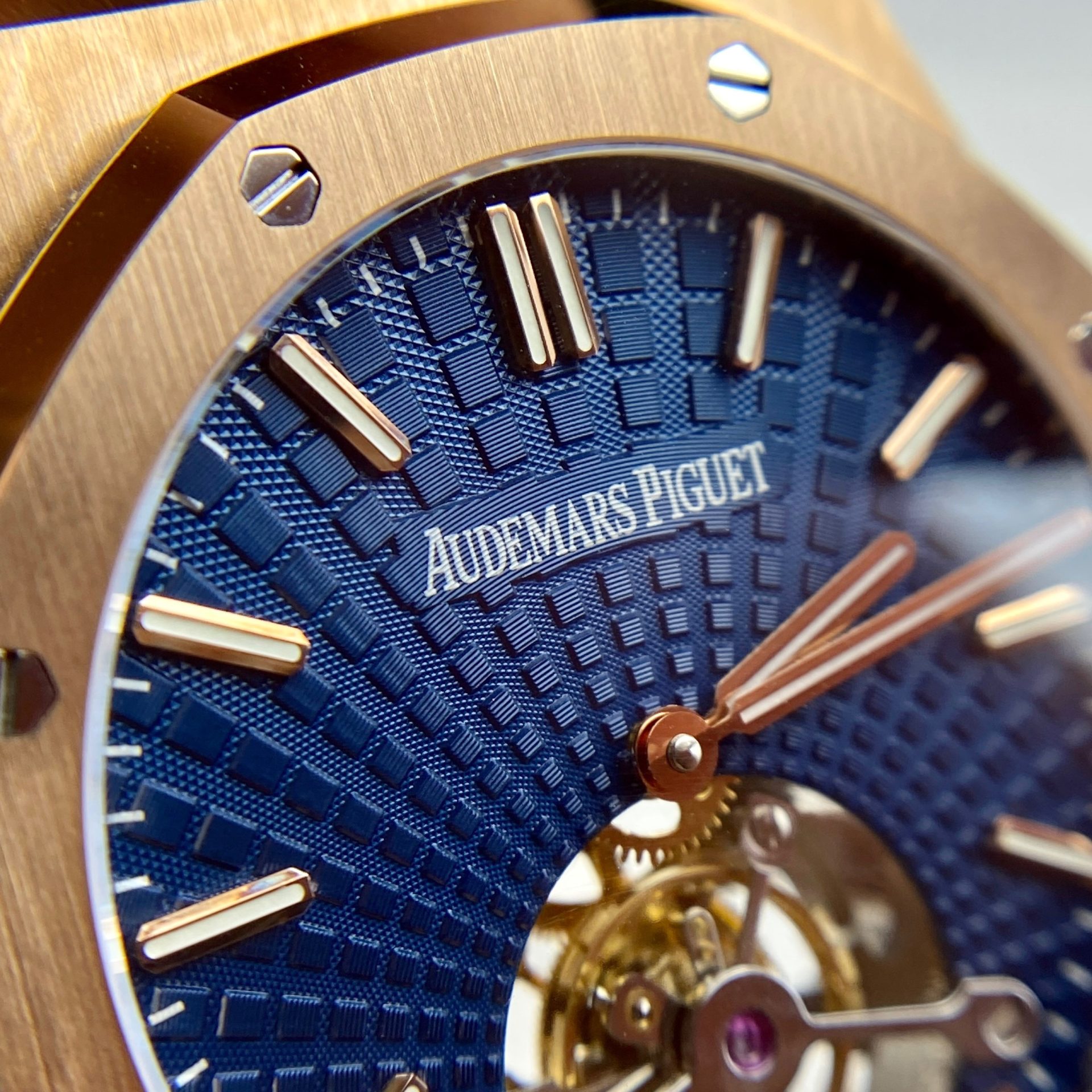 Audemars Piguet Replica Watch Royal Oak Tourbillon Rose Gold 26522OR Dial Blue 41mm - Soul Replicas