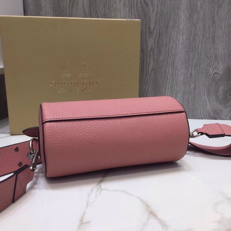 Burberry Barrel Bag PiNike For Women. Women-s Bags 8.3in/21cm - Soul Replicas