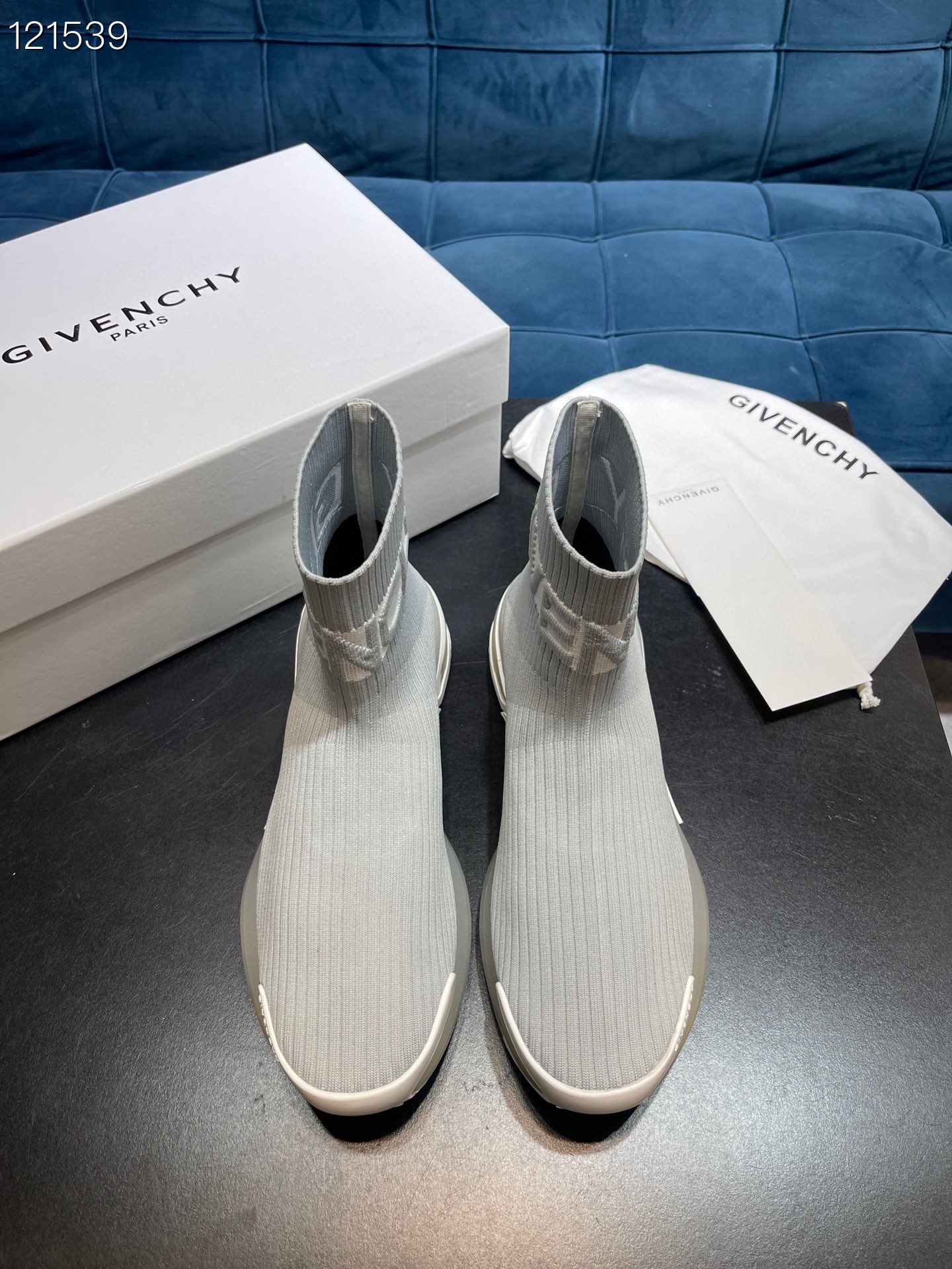 Givenchy Monumental Mallow Black And Red For Men - Soul Replicas