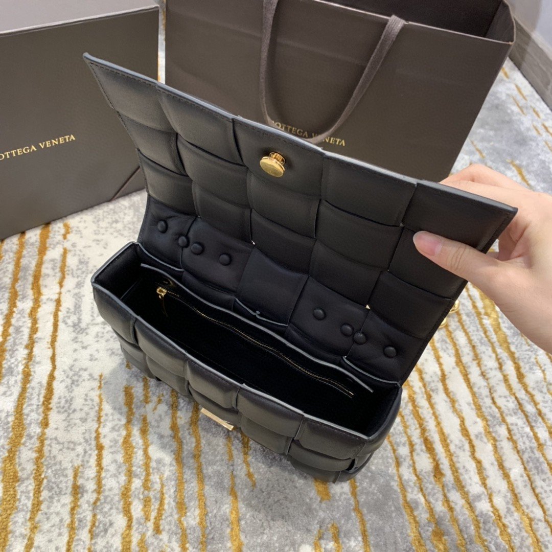 Bottega Veneta Chain Cassette Bag For Women 10.2in/26cm In Black 631421VBWZ08425 - Soul Replicas