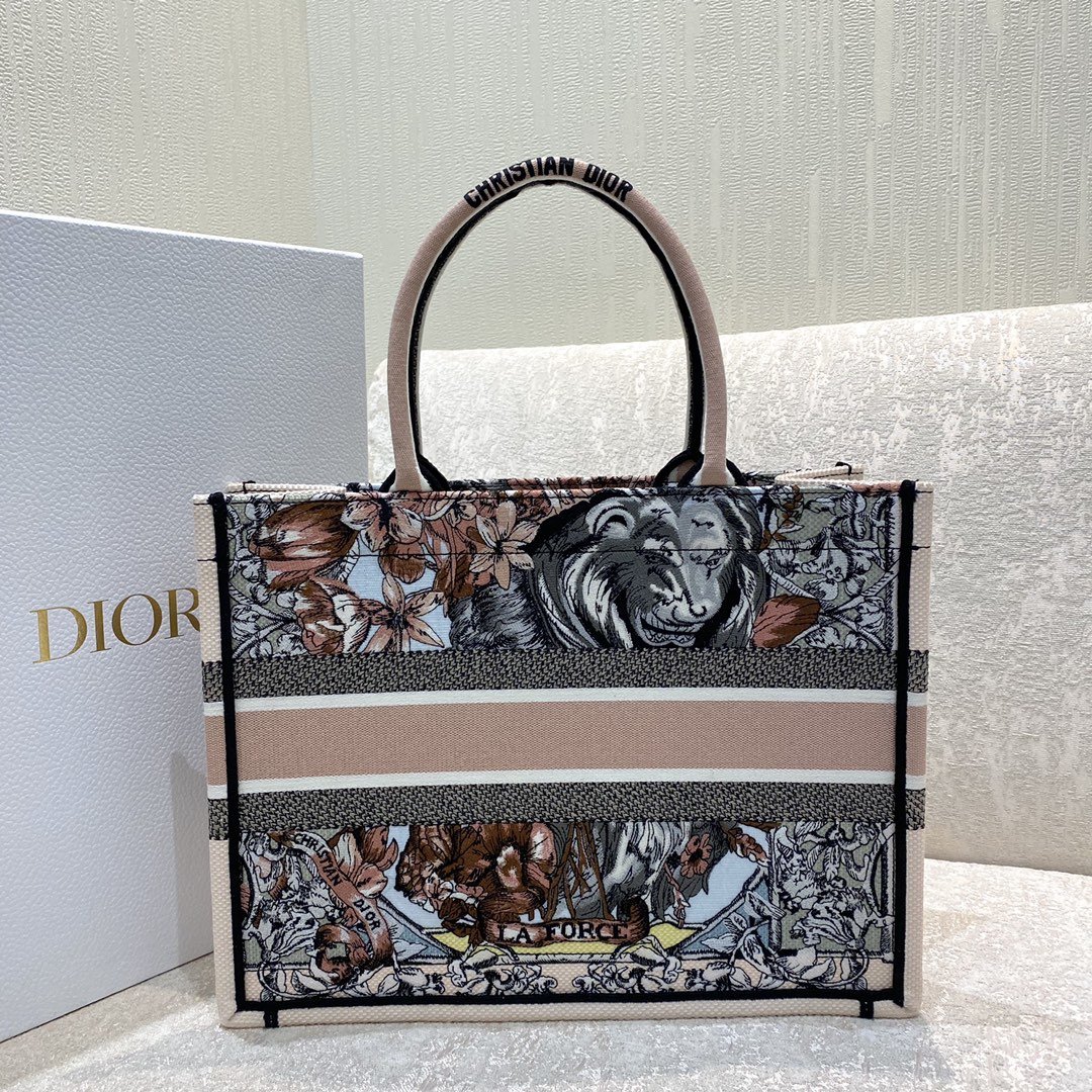 Christian Dior Medium Dior Book Tote Multicolor La Force Embroidery. Multicolor. For Women Women's Handbags. Shoulder Bags 36cm CD - Soul Replicas