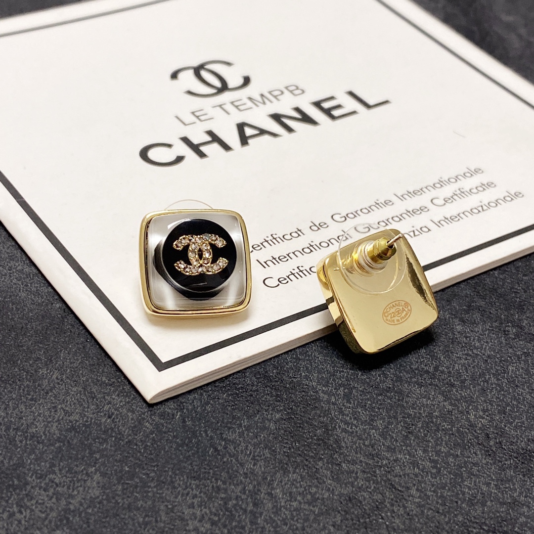 Chanel Earrings - Soul Replicas