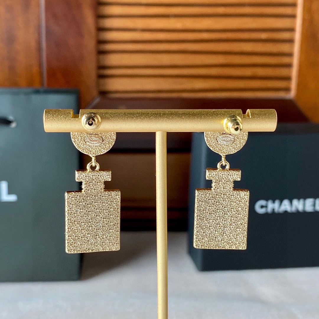 Chanel Earrings - Soul Replicas