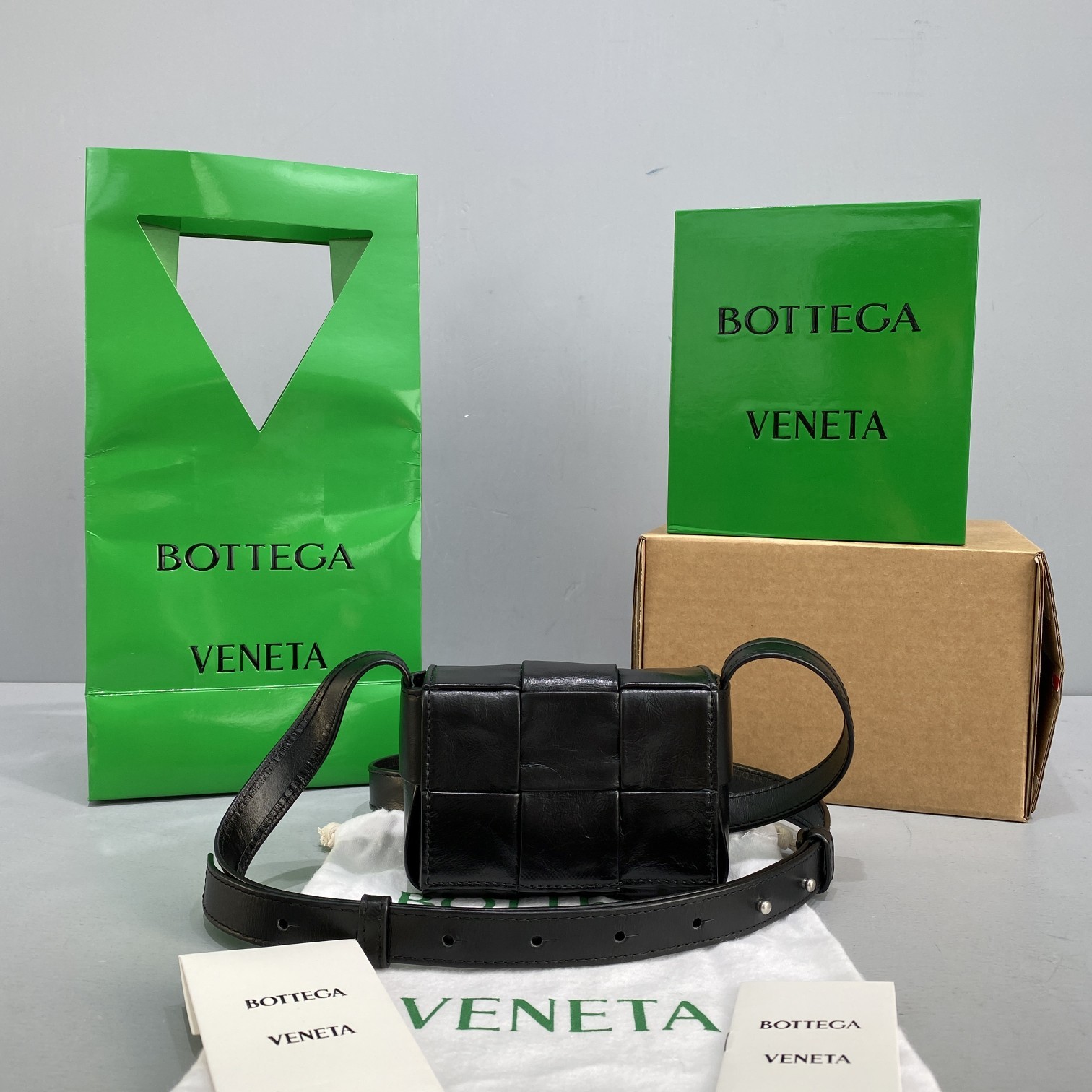 Bottega Veneta Candy Cassette Black. For Women. Women-s Bags 4.7in/12cm 667048VCQ728803 - Soul Replicas