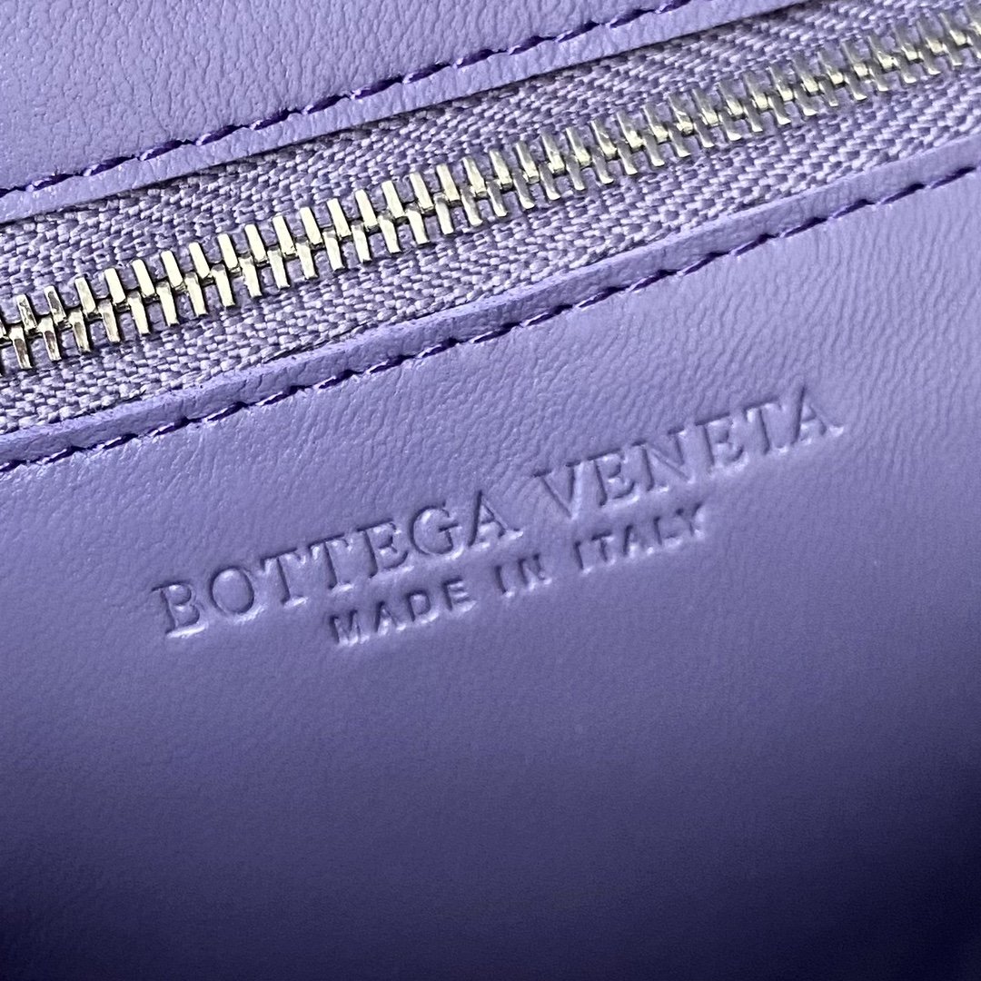 Bottega Veneta Cassette Violet. For Women. Women's Bags 9in/23cm 578004VMAY14214 - Soul Replicas