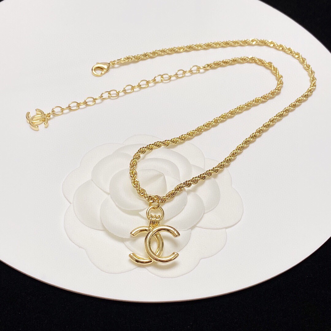 Chanel Necklace - Soul Replicas