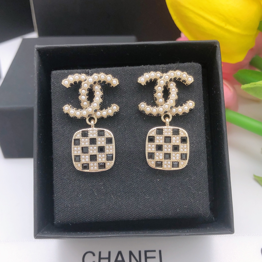 Chanel Earrings - Soul Replicas