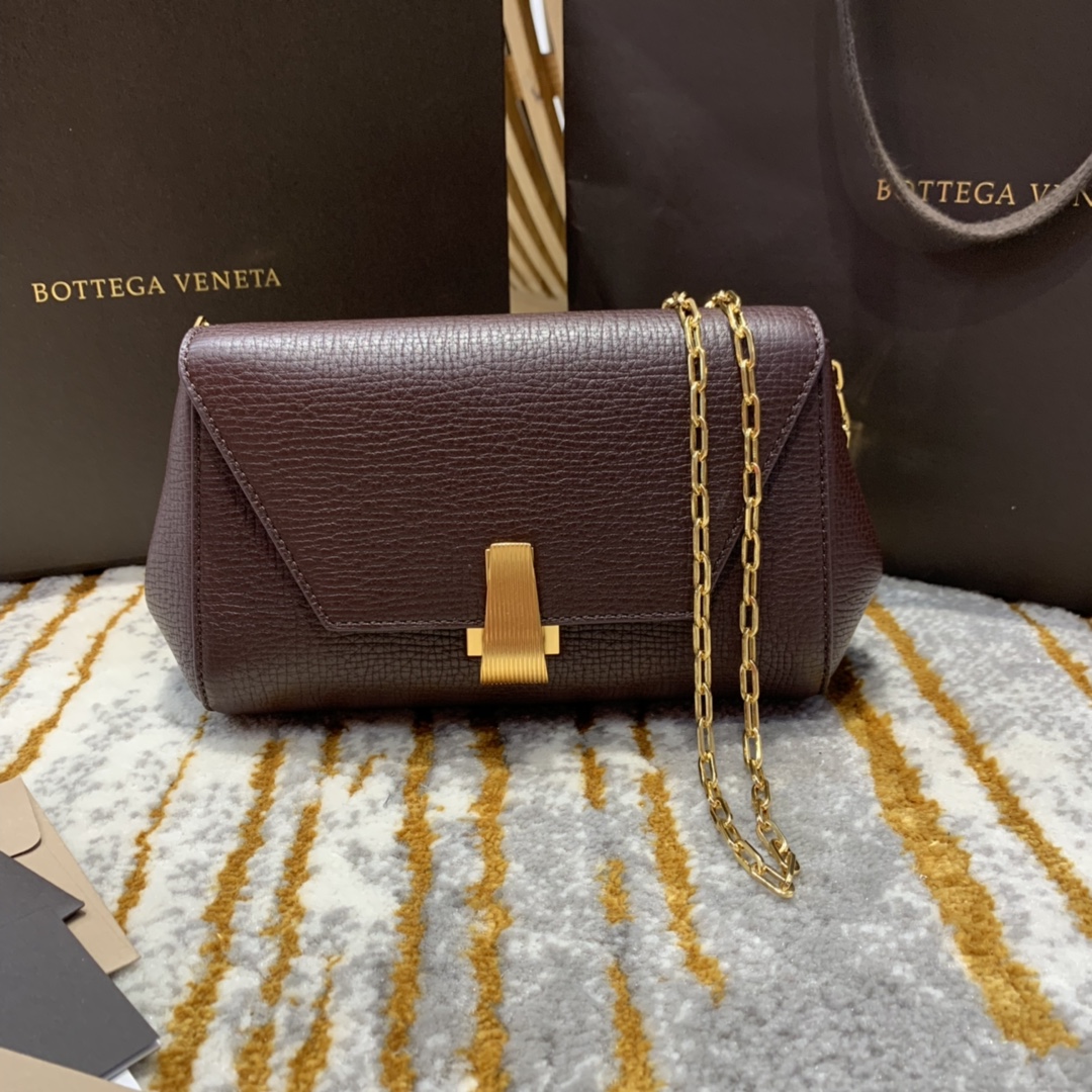 Bottega Veneta Mini Angle Palmellato Bag Purple. For Women. Women's Bags 7.5in/19cm - Soul Replicas