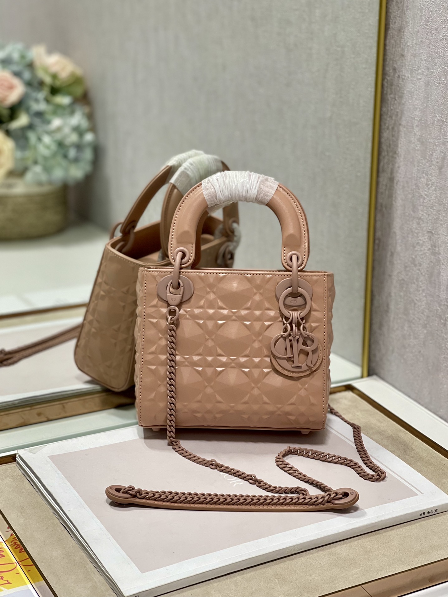 Christian Dior Mini Lady Dior Bag Cannage with Beaded Motif. Brown. For Women Women's Handbags. Crossbody Bags. 18cm CD - Soul Replicas