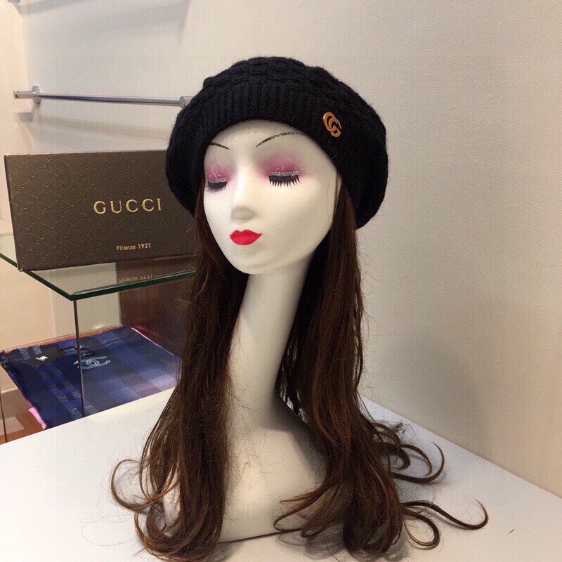 Gucci Beanie & Scarf Set In Black - Soul Replicas
