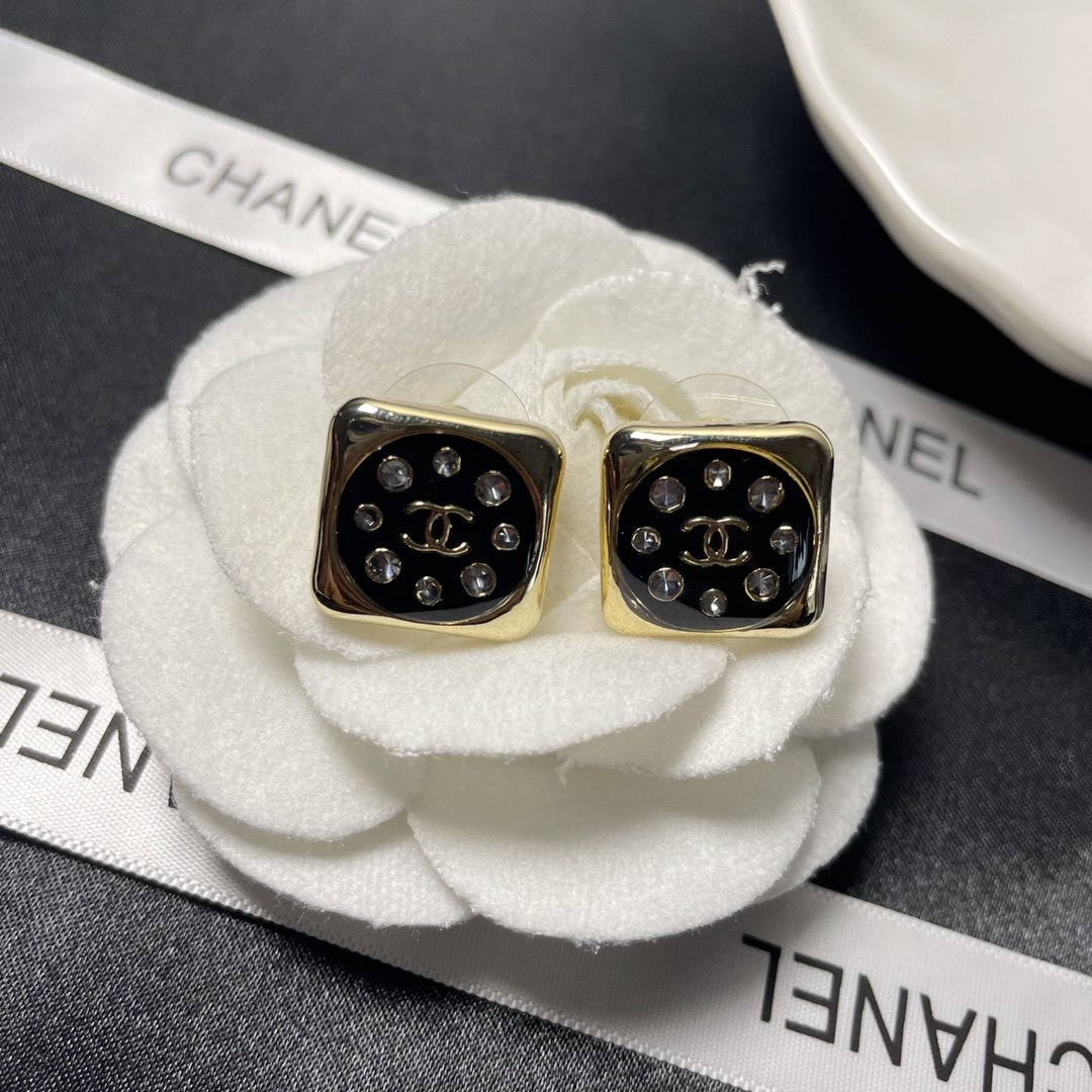 Chanel Earrings - Soul Replicas