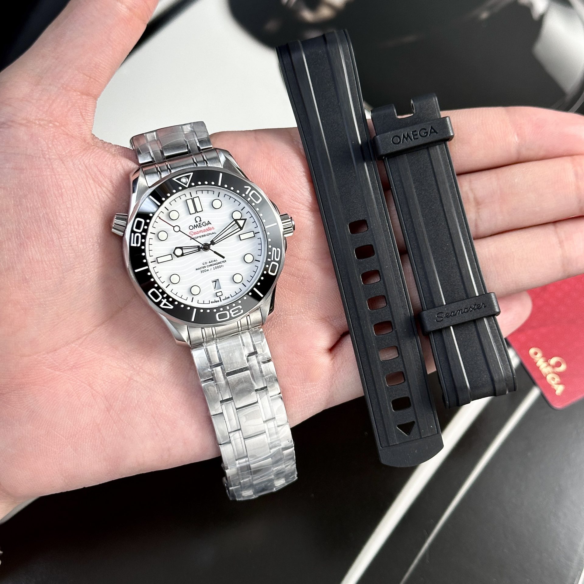 Omega Replica Watches Seamaster Diver 300M White Dial VS Factory 42mm - Soul Replicas