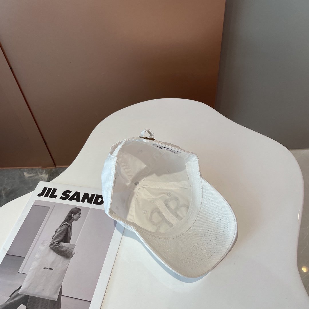 Balenciaga BB Sprayed White Cap - Soul Replicas