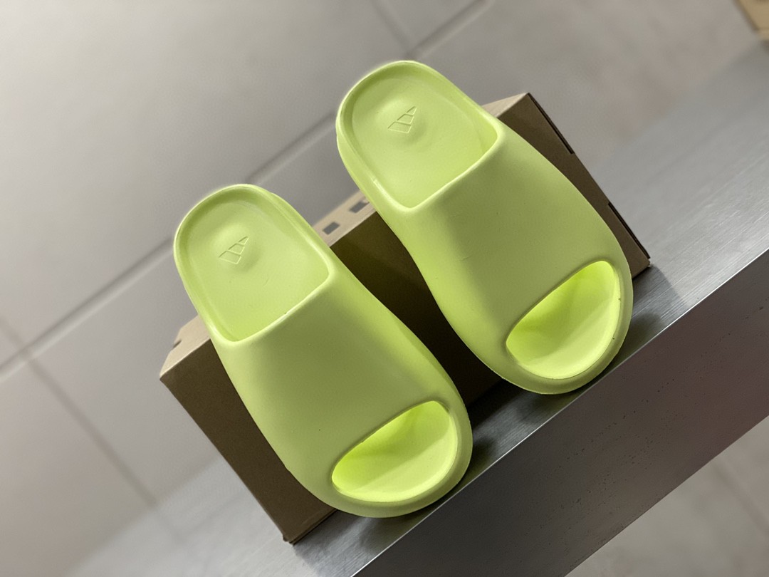Adidas YZ Slides Glow Green For Women HQ6447 - Soul Replicas