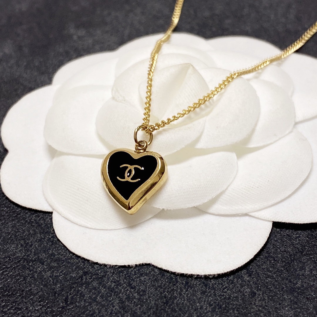 Chanel Necklace - Soul Replicas