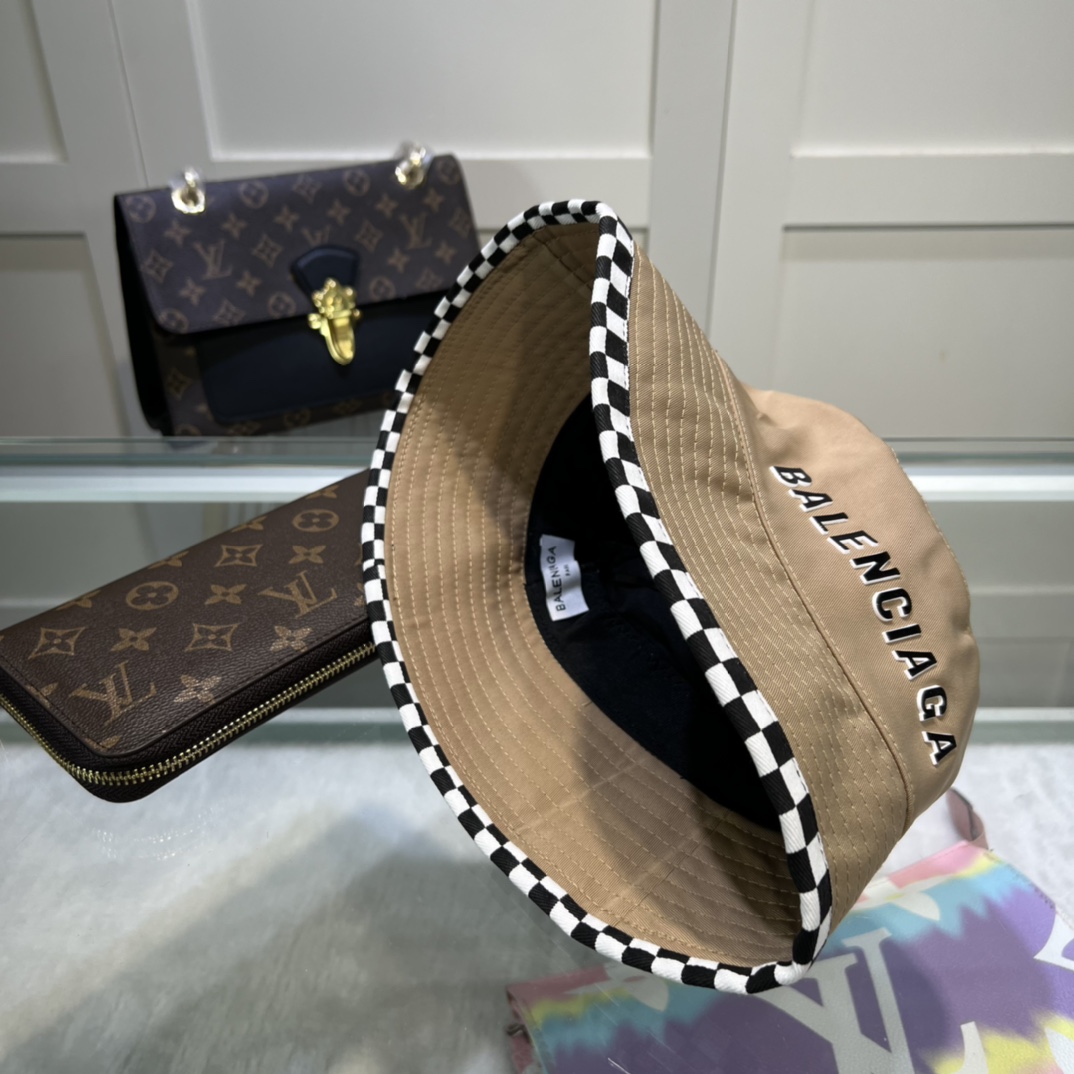 Balenciaga Bucket Hat Beige Hat - Soul Replicas