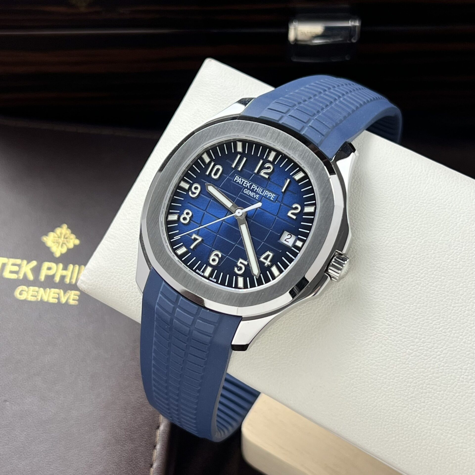 Patek Philippe Replica Watch Aquanaut 5168G Blue Dial 3K Factory 42mm - Soul Replicas