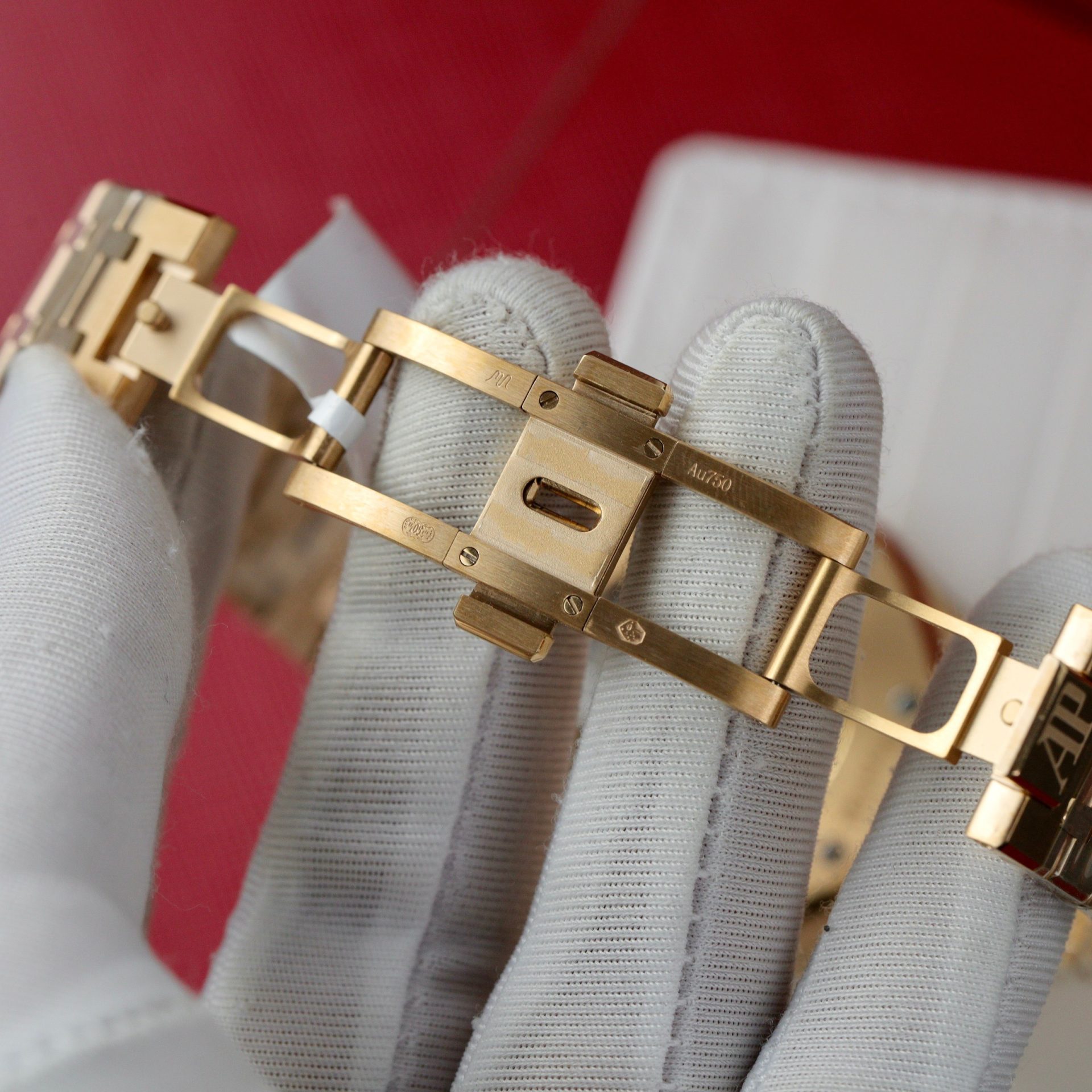 Audemars Piguet Replica Watches Royal Oak 15400OR Custom Moissanite Diamonds 41mm - Soul Replicas