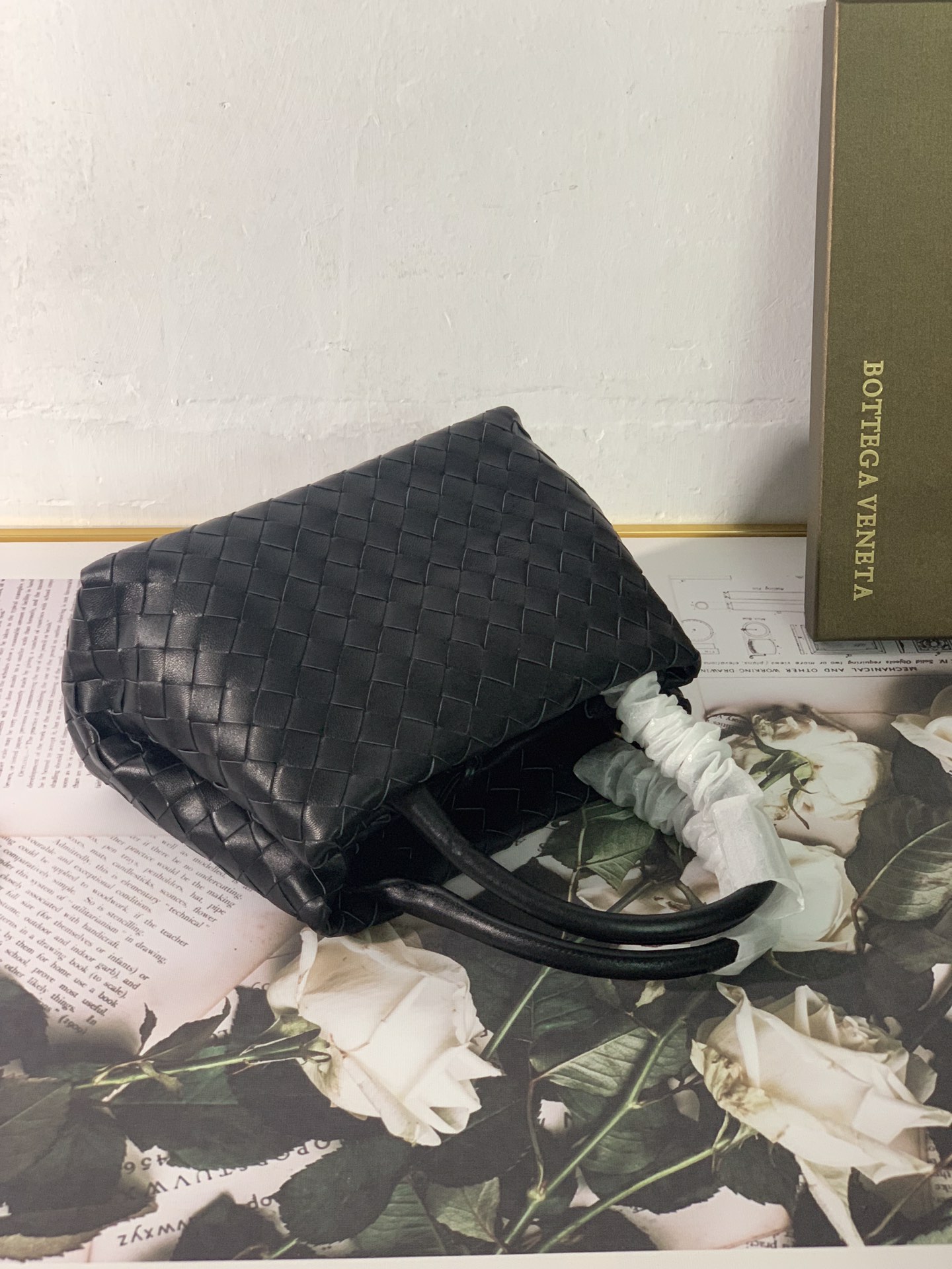 Bottega Veneta Handle Bag Black. For Women. Women-s Bags 12in/29.5cm - Soul Replicas