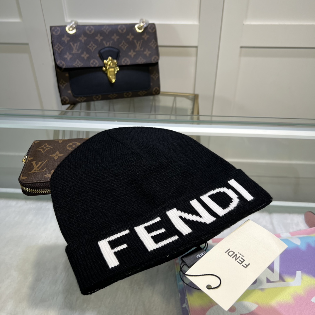 Fendi Beanie In Black - Soul Replicas