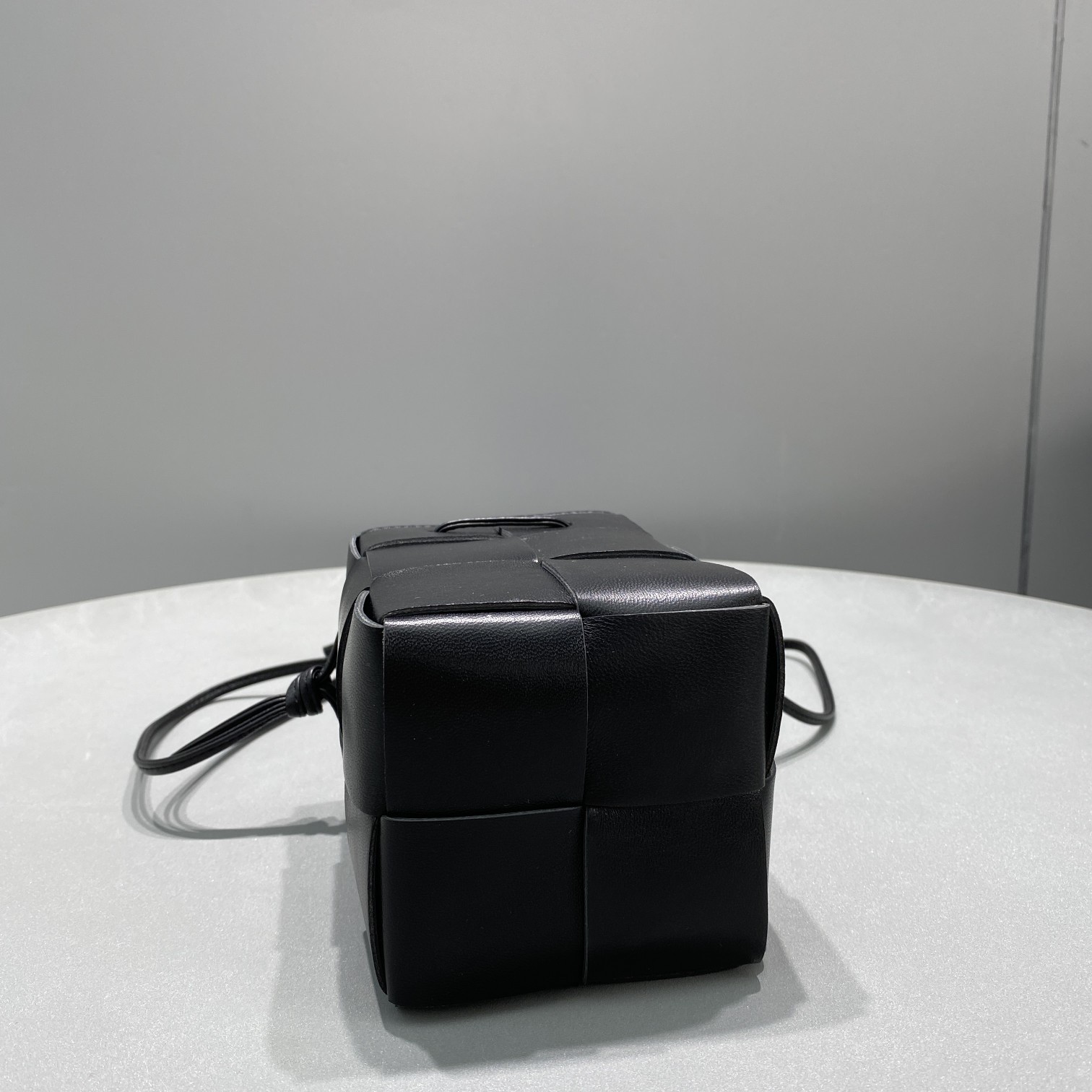 Bottega Veneta Mini Cassette Bucket Bag Black. For Women. Women-s Bags 5.5in/14cm 680217VCQC48425 - Soul Replicas