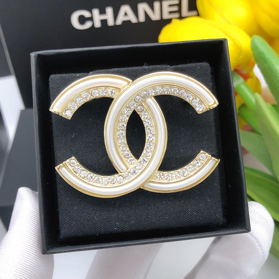 Chanel Brooch - Soul Replicas