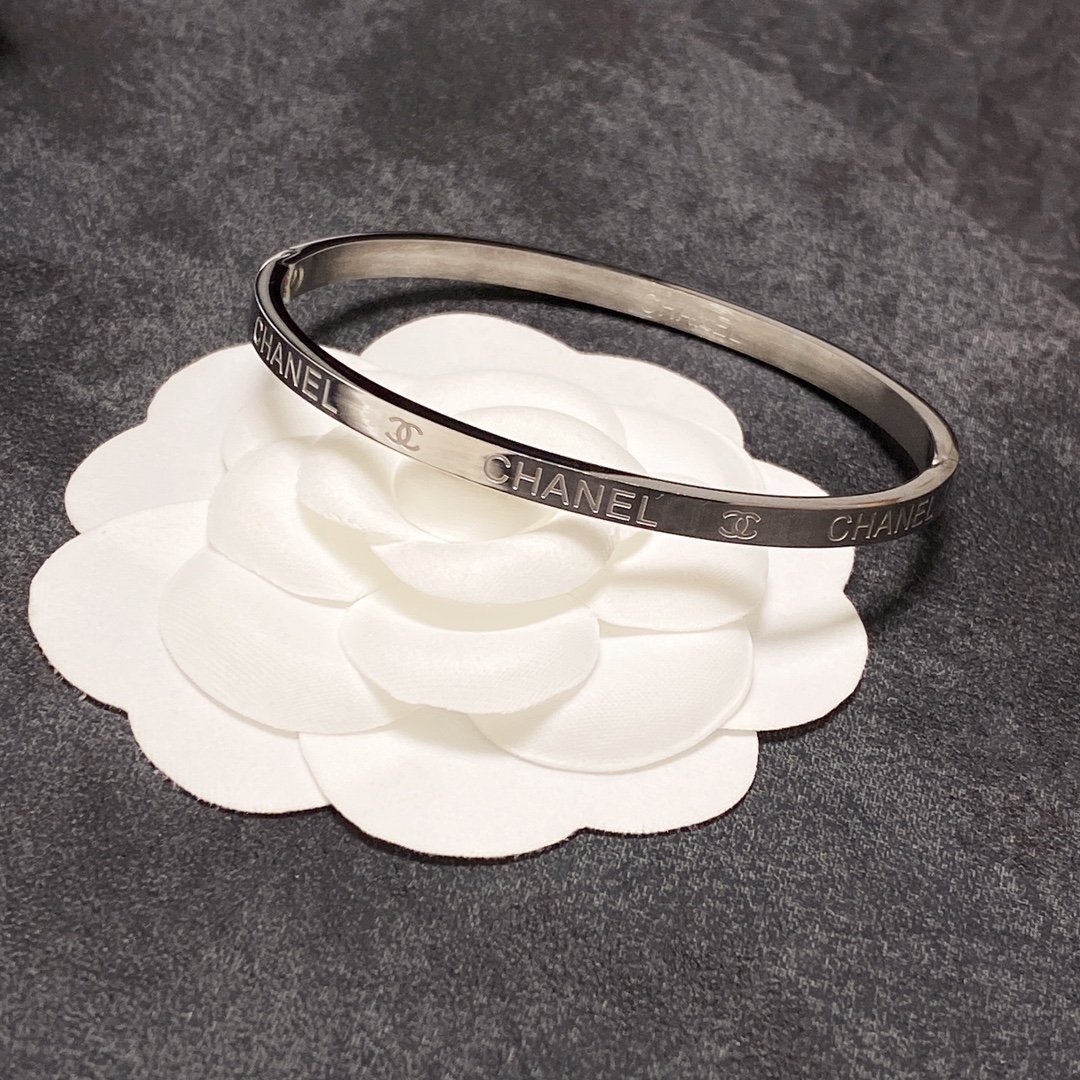 Chanel Bracelet - Soul Replicas