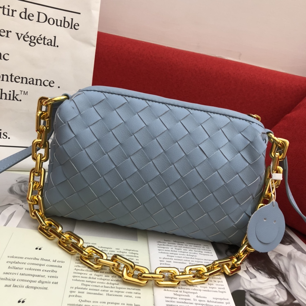 Bottega Veneta Crossbody Bag Blue. For Women. Women-s Bags 9.4in/24cm - Soul Replicas