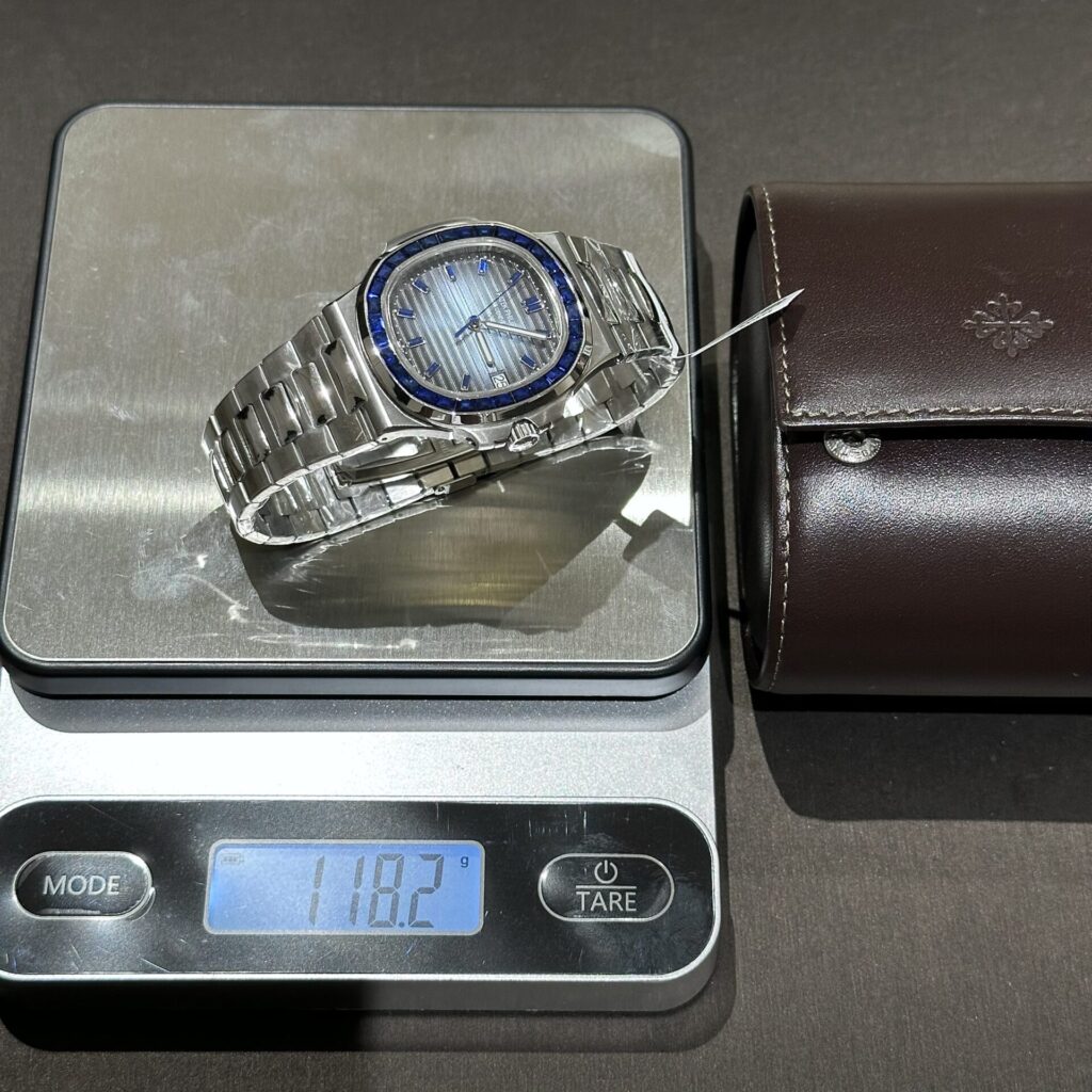 Patek Philippe Nautilus 5723 Replica Watches Custom Benzel Sapphire Blue 40mm - Soul Replicas