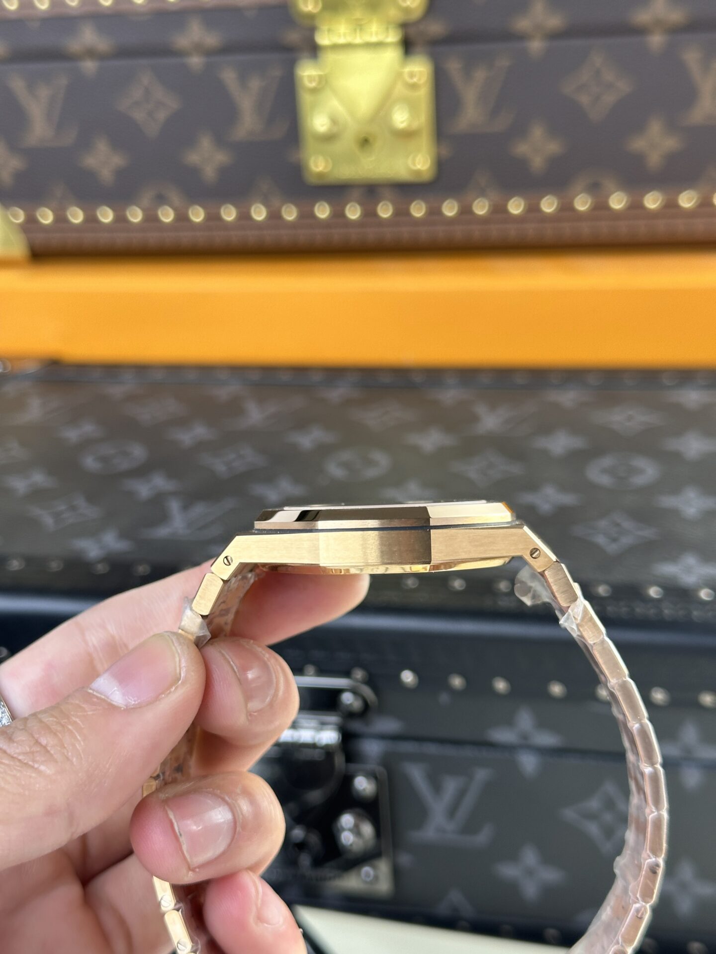 Audemars Piguet Replica Watch Royal Oak 15400OR Black Dial 41mm - Soul Replicas