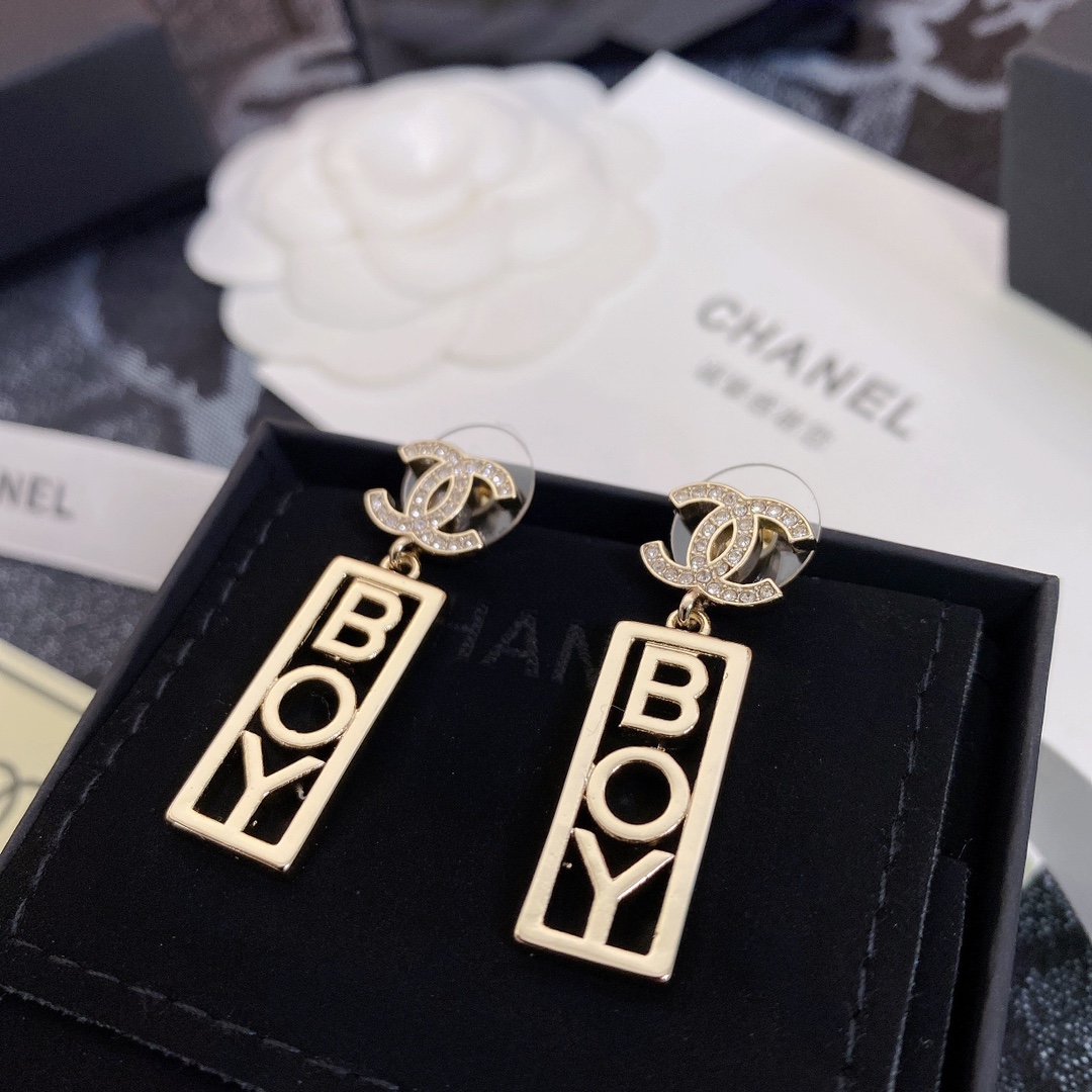 Chanel Earrings - Soul Replicas