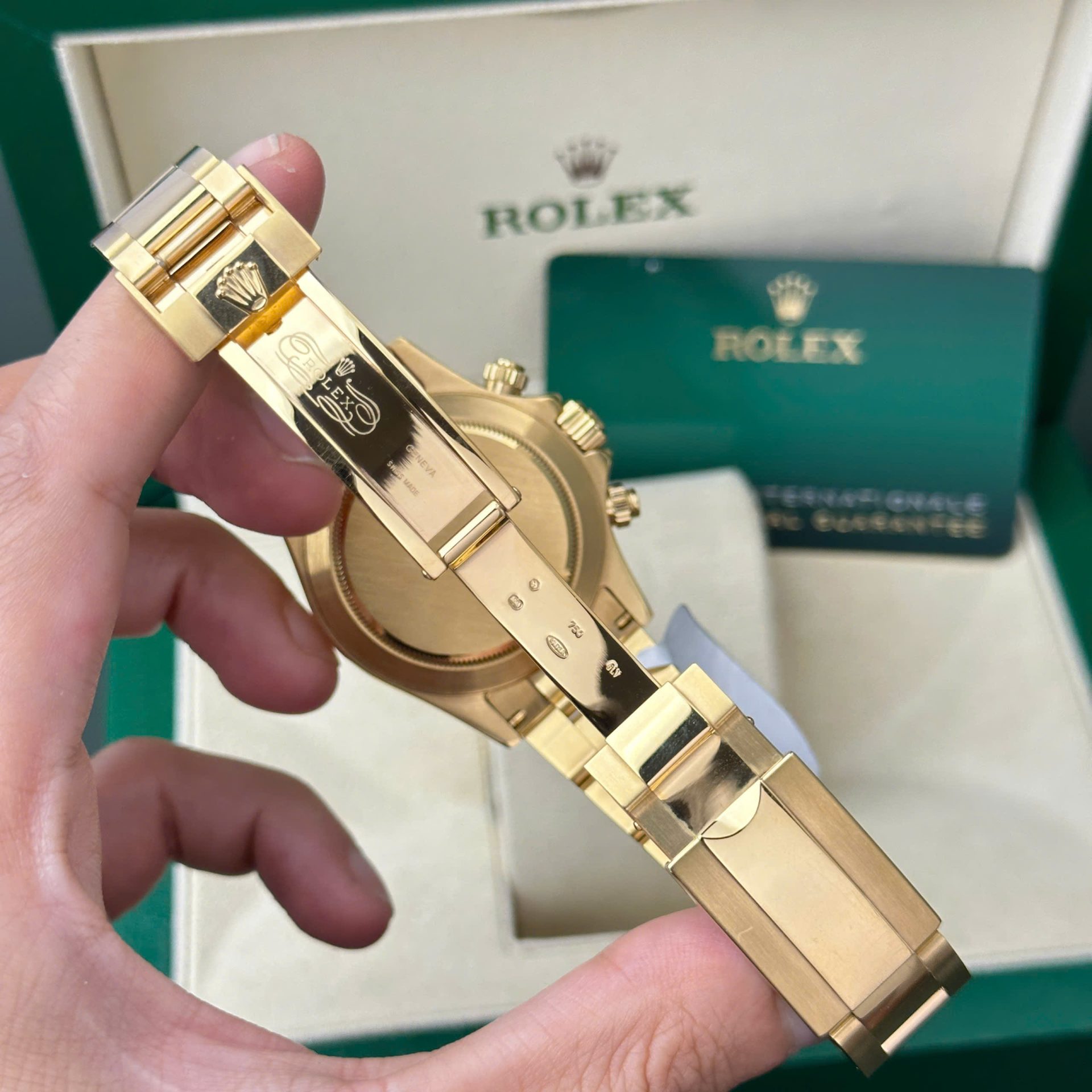 Rolex Daytona 116508 Gold Wrapped Replica 11 Watch Dial Mother Of Pearl 40mm - Soul Replicas