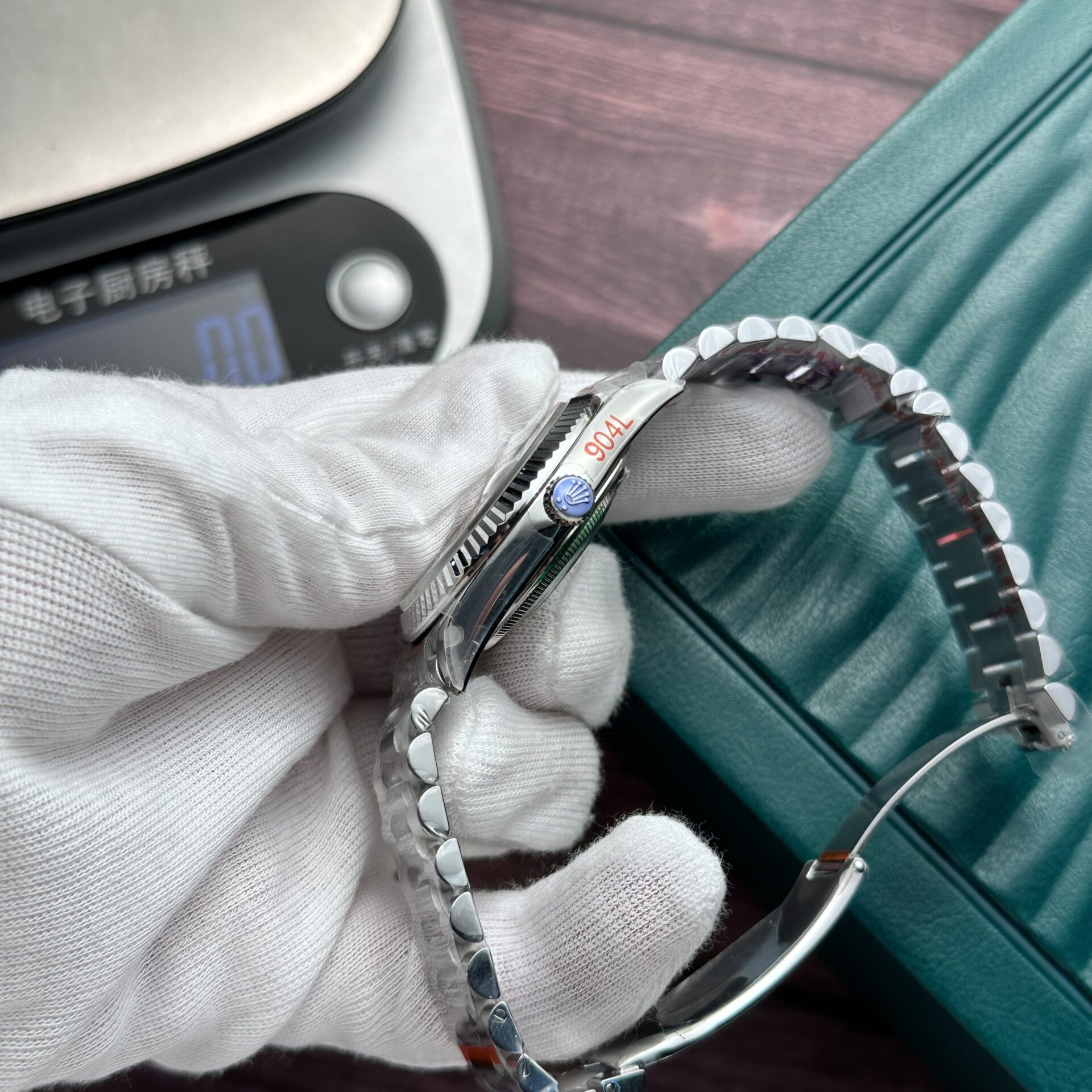 Rolex Day-Date 228236 Replica Watch Refine Green Dial GM V2 40mm - Soul Replicas