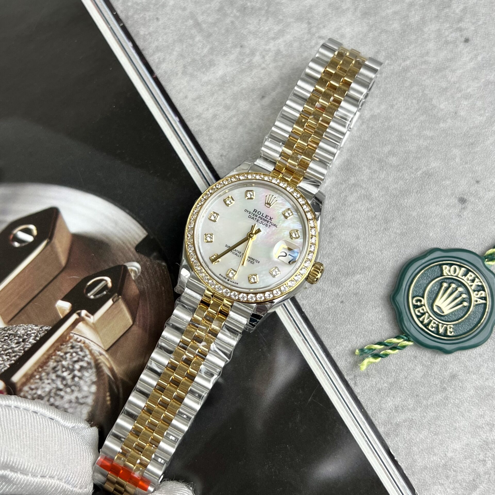 Rolex Best Replica Watch DateJust Mother of Pearl Dial Demi Gold Dial 31mm - Soul Replicas