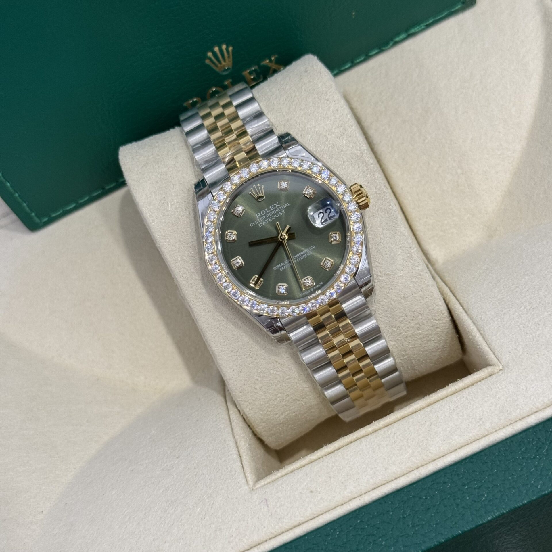 Rolex DateJust Replica Watch Moissanite Diamond Green Dial 31mm - Soul Replicas